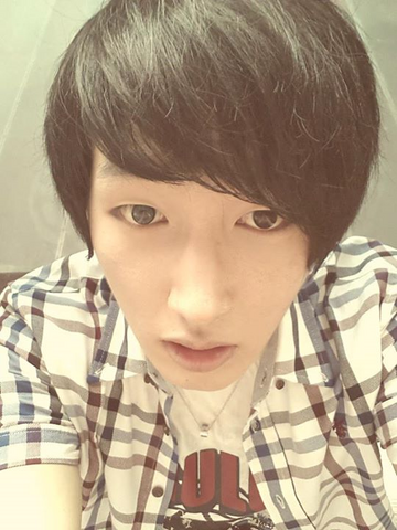File:Vin facebook.png