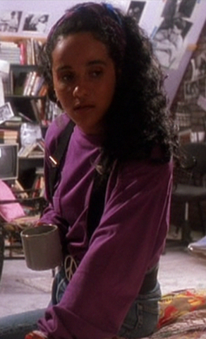 File:Yvonne Miller.png