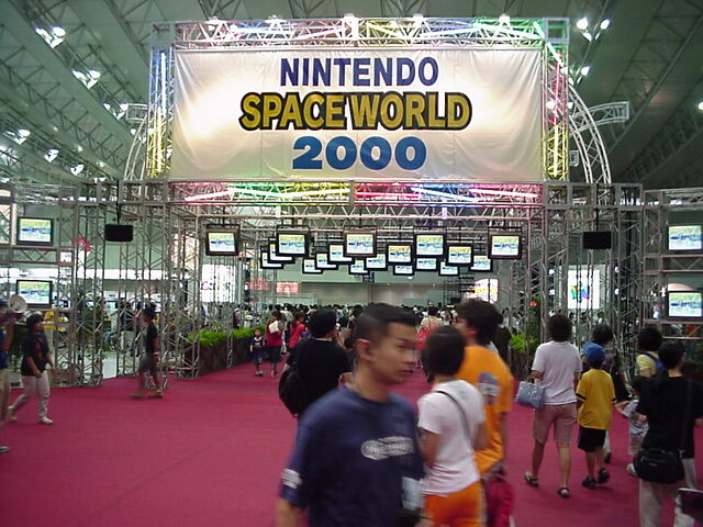 File:SpaceWorld2000.jpg