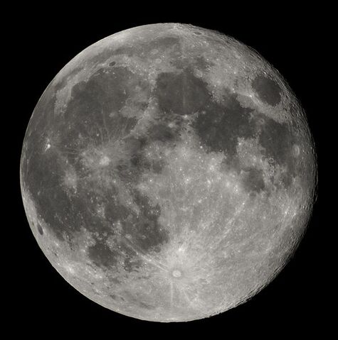 File:594px-Full Moon Luc Viatour.jpg