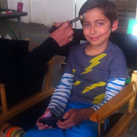 File:Aidenmakeup.jpg