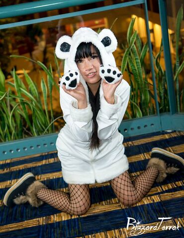 File:Aoikatori panda.jpg