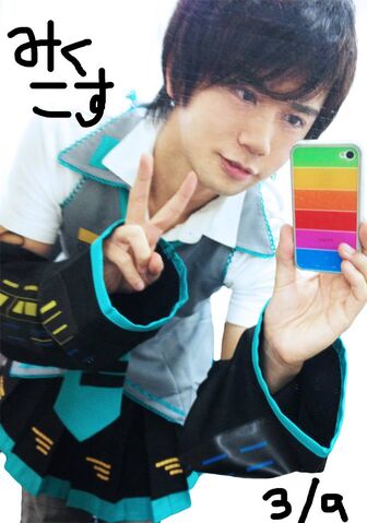 File:Shirofuku in miku outfit.jpg