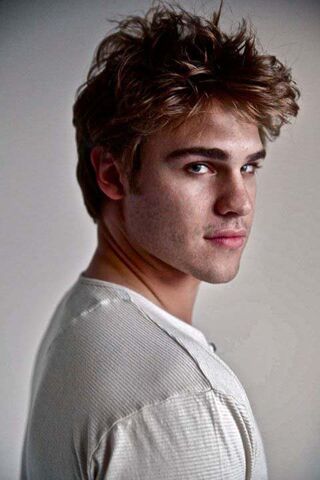 File:Grey-damon.jpg