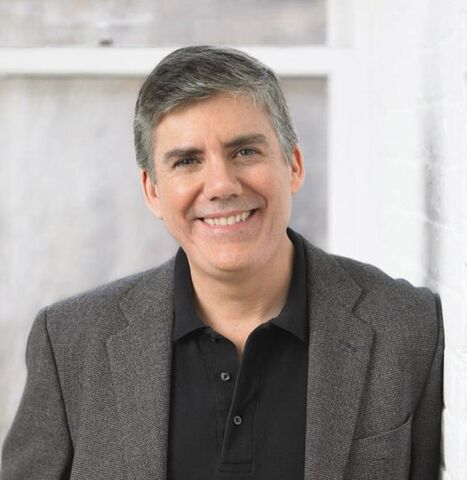 File:Rick Riordan.jpg