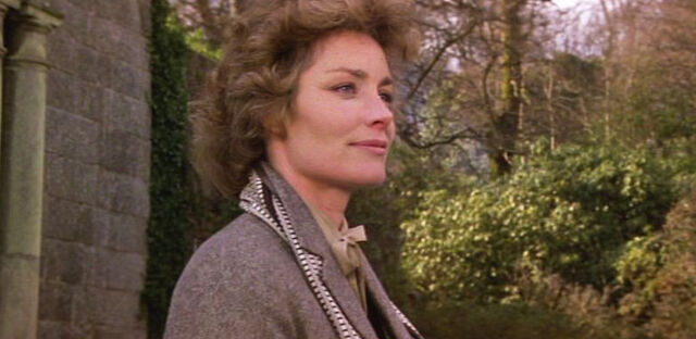 File:KateAtFoxHunt.jpg