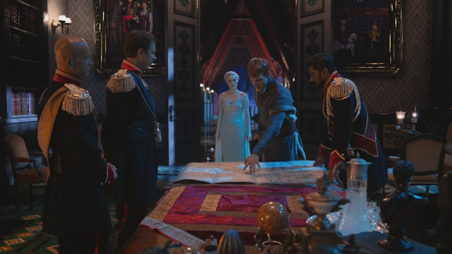 Fichier:4x03 Château Palais royal Arendelle conseillers Elsa bureau Reine carte urne Kristoff général.png