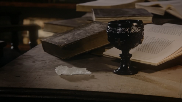 Fichier:5x23 Anti Graal cristal olympien bibliothèque New York City.png