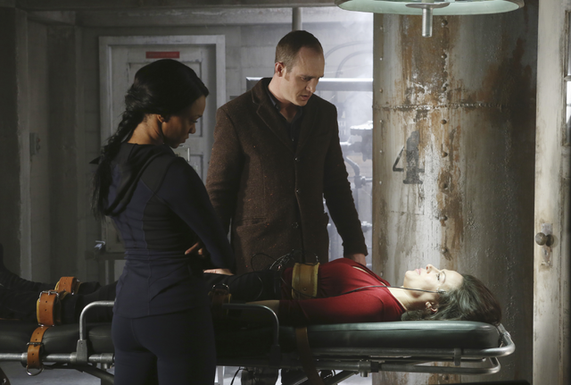 Fichier:2x21 Photo promo 15.png