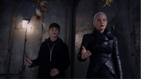 5x10 Henry Mills Emma Dark Swan trouvaille attrape-rêves protection sort confiance magie rendue bracelet inhibiteur