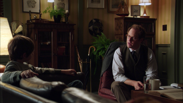 Fichier:1x05 Henry Mills cabinet du Dr Hopper Archie Archibald Hopper patient confidences malédiction Jiminy Cricket.png
