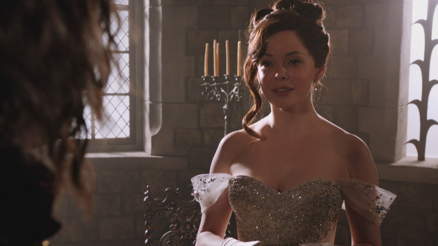 Fichier:2x16 Cora Rumplestiltskin révision modification altération termes conditions contrat sourire.png