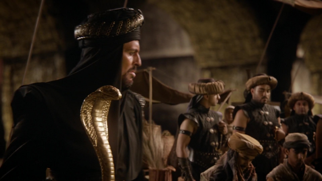 Fichier:6x05 Jafar marché d'Agrabah menace voleurs transformation magie rat.png