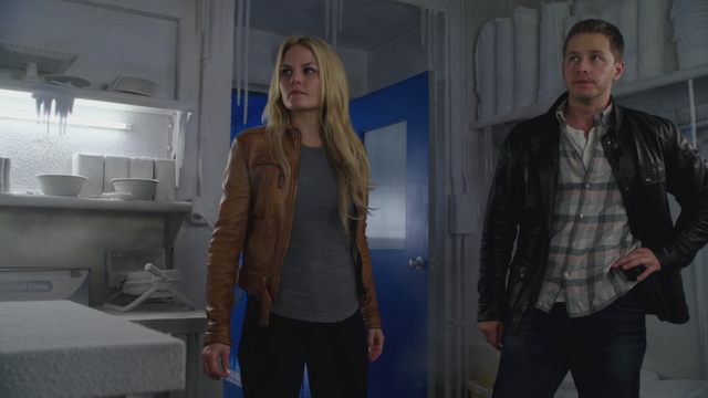 Fichier:4x03 Emma Swan David Nolan réserve gelée glacerie Any Given Sundae.png