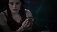 3x07 Ariel bracelet magique de sirène cadeau magie permanente.png