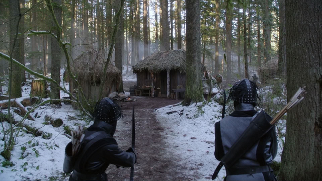 Fichier:6x14 village forêt enchantée enneigée gardes noirs surveillance Blanche-Neige.png