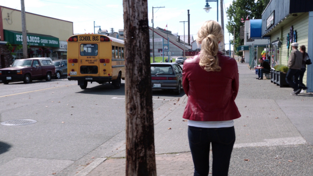 File:104BusLeaves.png