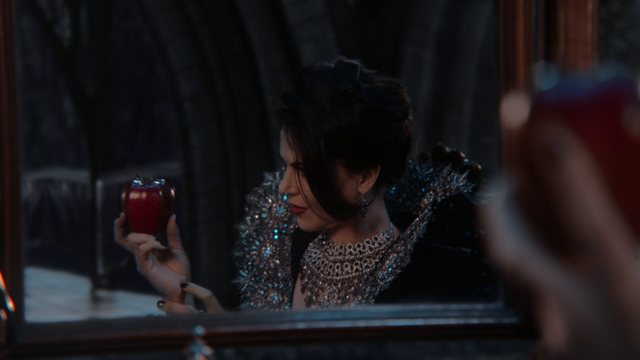 File:322ReginaAndApple.png