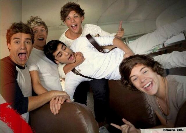 File:One-Direction-Take-Me-Home-2012-one-direction-32374382-1600-1148.jpg