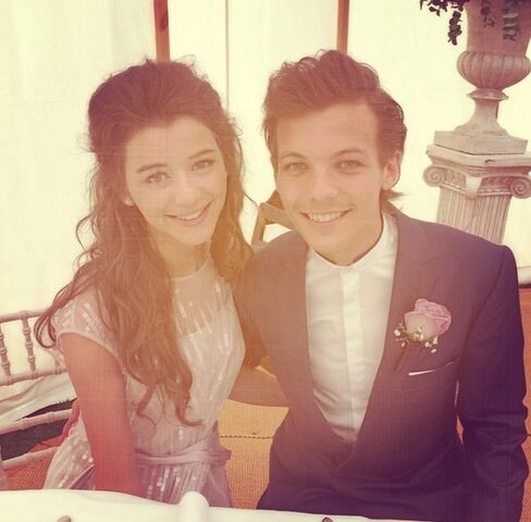 Datei:Eleanor-calder-louis-tomlinson.jpg