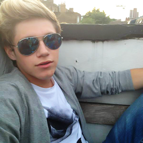 File:Niall-Horan-Denies-Tattoo.png