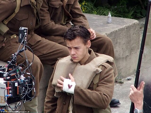 File:Dunkirkharrystyles2016.jpg