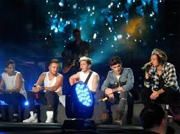 File:1D Tours.jpg