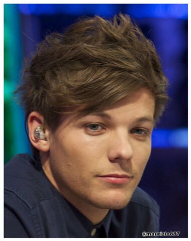 File:Wallpaper-Louis-Tomlinson-176.jpg
