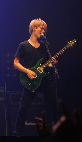 File:PRS P22 Green.jpg