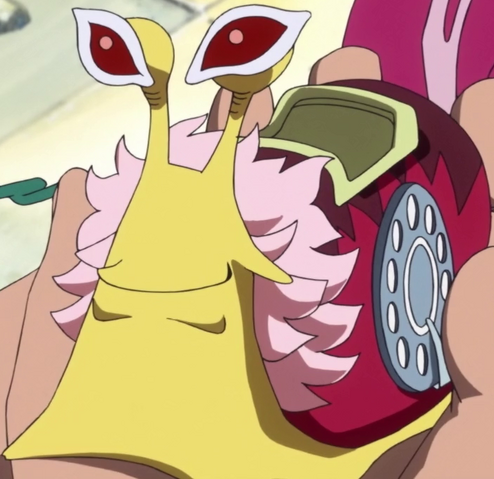 File:Doflamingo's Personalized Den Den Mushi.png