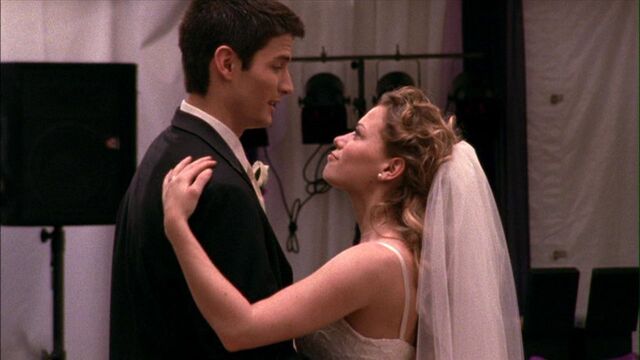File:322couple.jpg