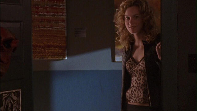 File:108 peyton's drink drugged.jpg