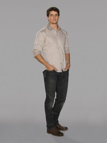 File:Nathanseason7-2.jpg