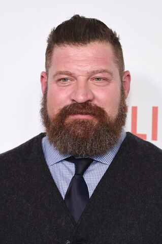 File:BradWilliamHenke.jpg