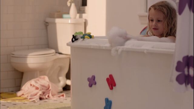 File:S1E1-2.jpg