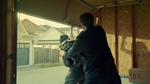 File:OrphanBlackS01E06-2249.jpg