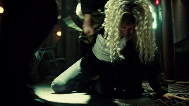 File:OrphanBlackS01E090483.jpg