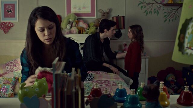 File:OrphanBlackS01E10 1446.jpg