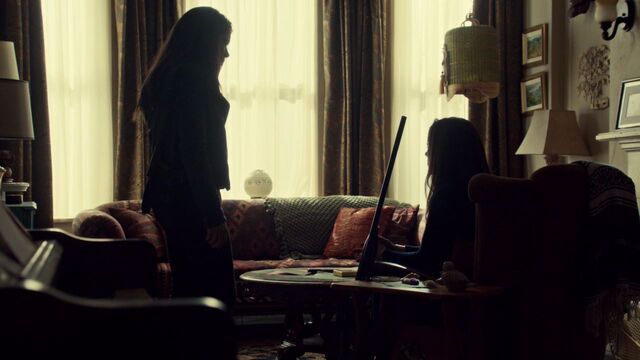 File:OrphanBlackS01E10 1507.jpg