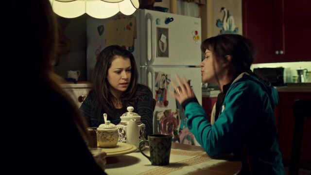 File:OrphanBlackS01E08-2081.jpg