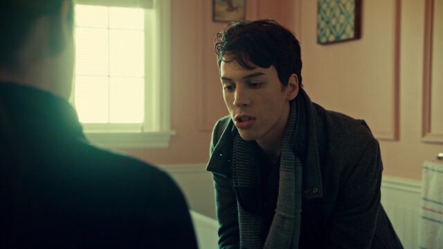 File:OrphanBlackS01E091544.jpg