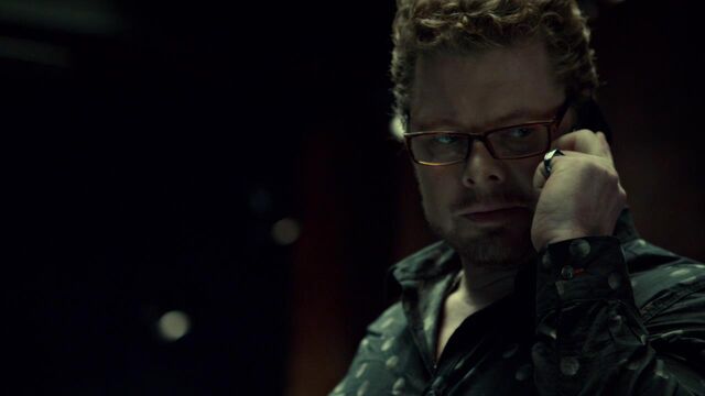 File:OrphanBlackS01E07-2154.jpg