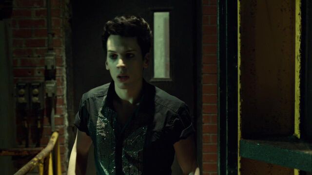 File:OrphanBlackS01E07-0622.jpg