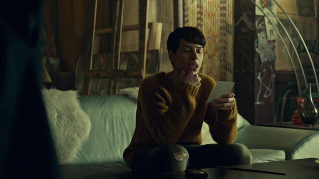 File:OrphanBlackS01E08-2114.jpg