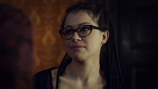 File:OrphanBlackS01E08-1321.jpg