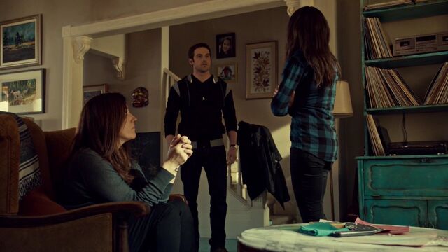 File:OrphanBlackS01E091864.jpg