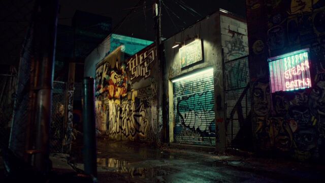 File:OrphanBlackS01E07-2396.jpg
