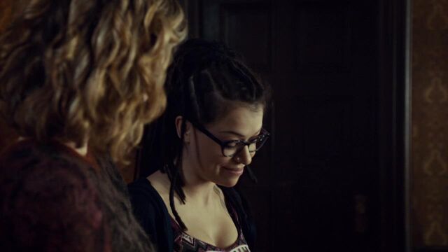 File:OrphanBlackS01E08-1291.jpg