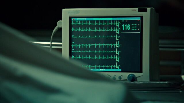 File:OrphanBlackS01E08-2269.jpg