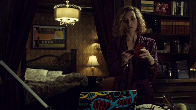 File:OrphanBlackS01E08-1797.jpg